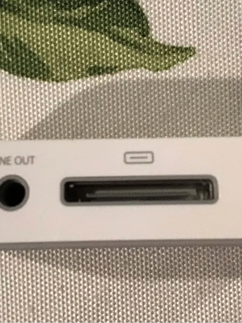 Apple White Logo Dock  charging cradle and charger w USB cord.